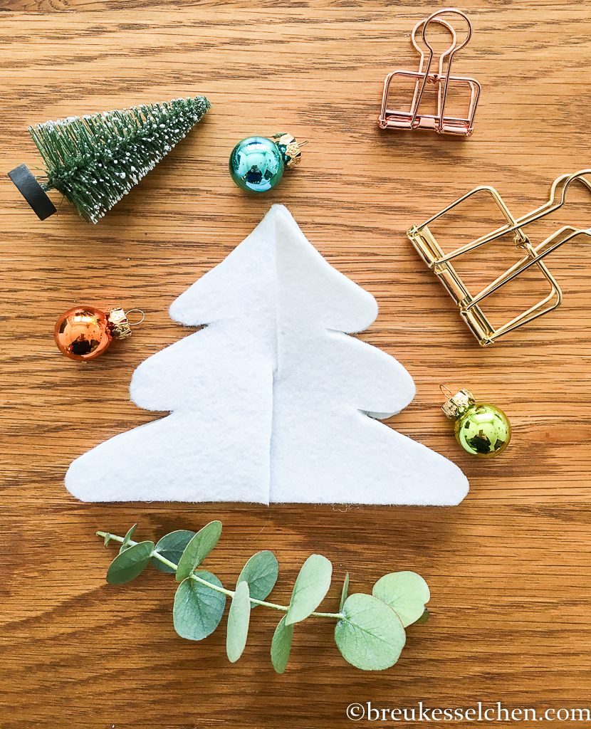 5. DIY 3D Filztannenbäume (17)